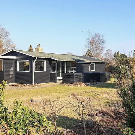 Vakantiehuis 4 Star In Faxe Ladeplads